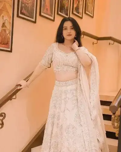 Escort Service In Barhaj